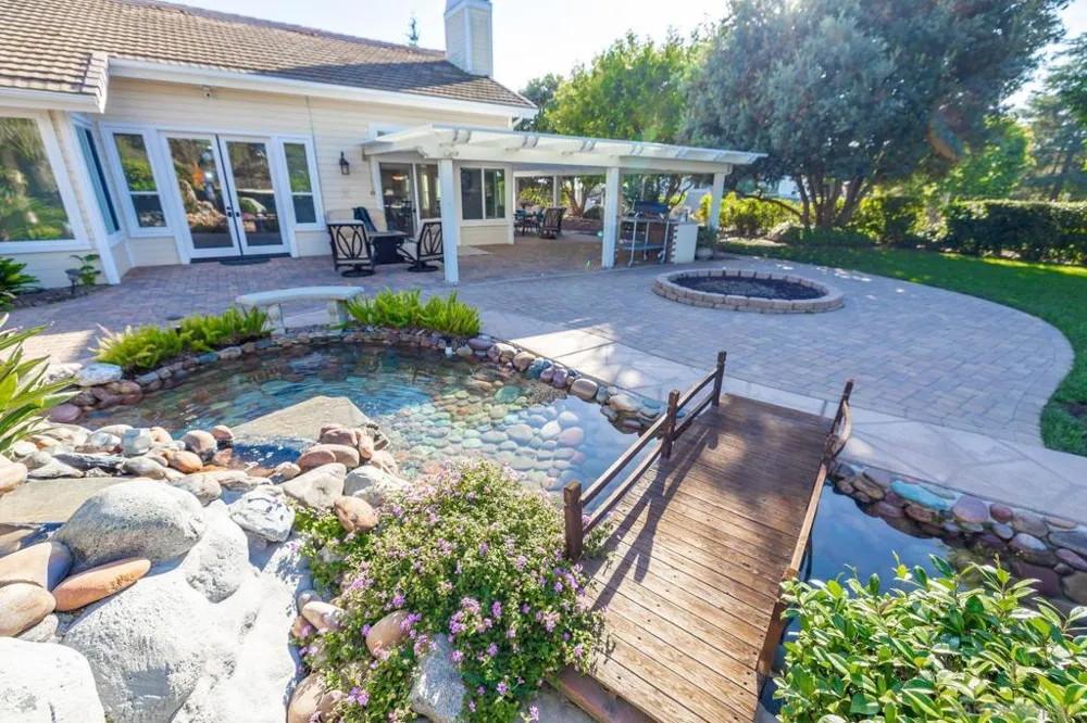 1350 Lupine Hills Vista, CA 92081