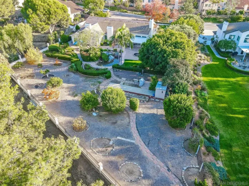 1350 Lupine Hills Vista, CA 92081