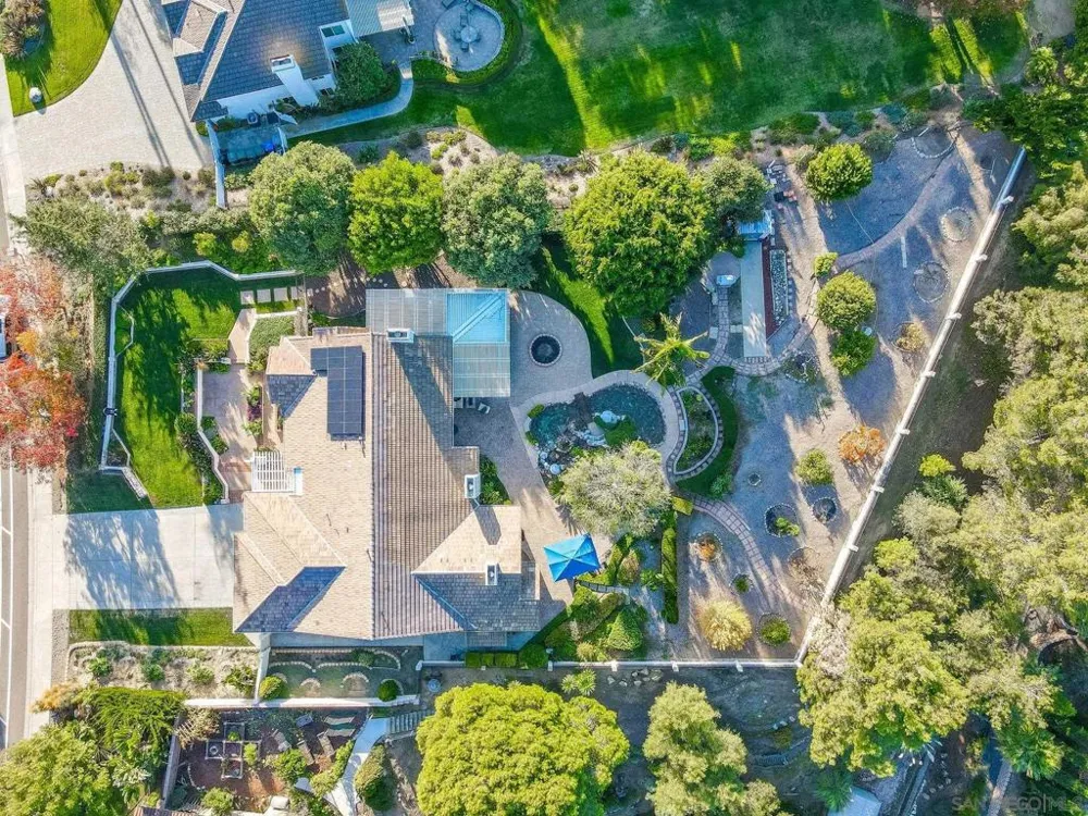 1350 Lupine Hills Vista, CA 92081
