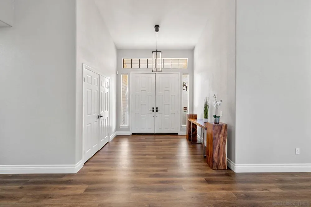 1350 Lupine Hills Vista, CA 92081