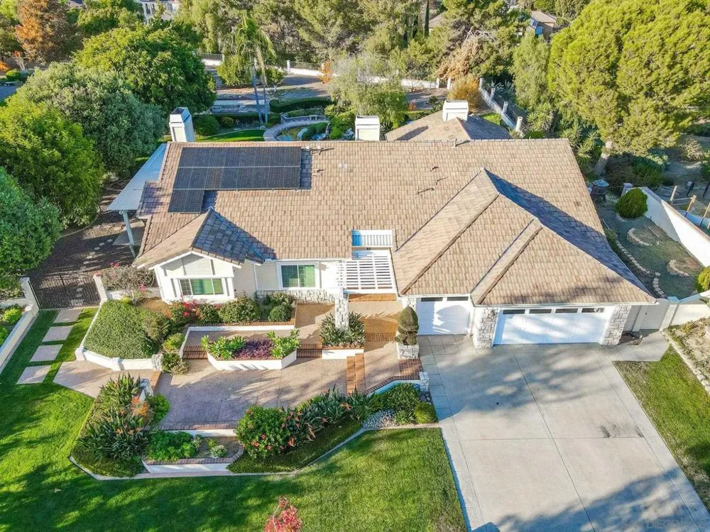 1350 Lupine Hills Vista, CA 92081