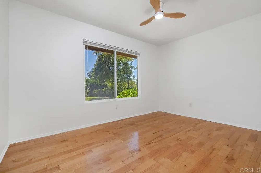 11274 Vista LA Cuesta Drive San Diego, CA 92131