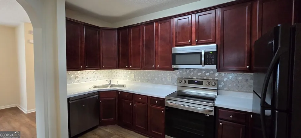 5472 Festival Av Fairburn, GA 30213