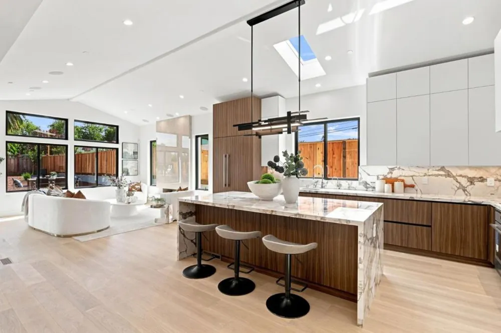 21468 Krzich Place Cupertino, CA 95014