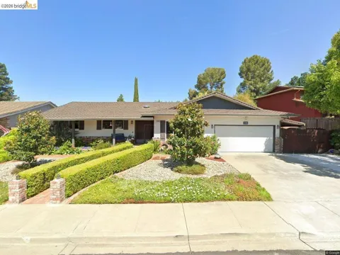 4005 Rimrock Dr