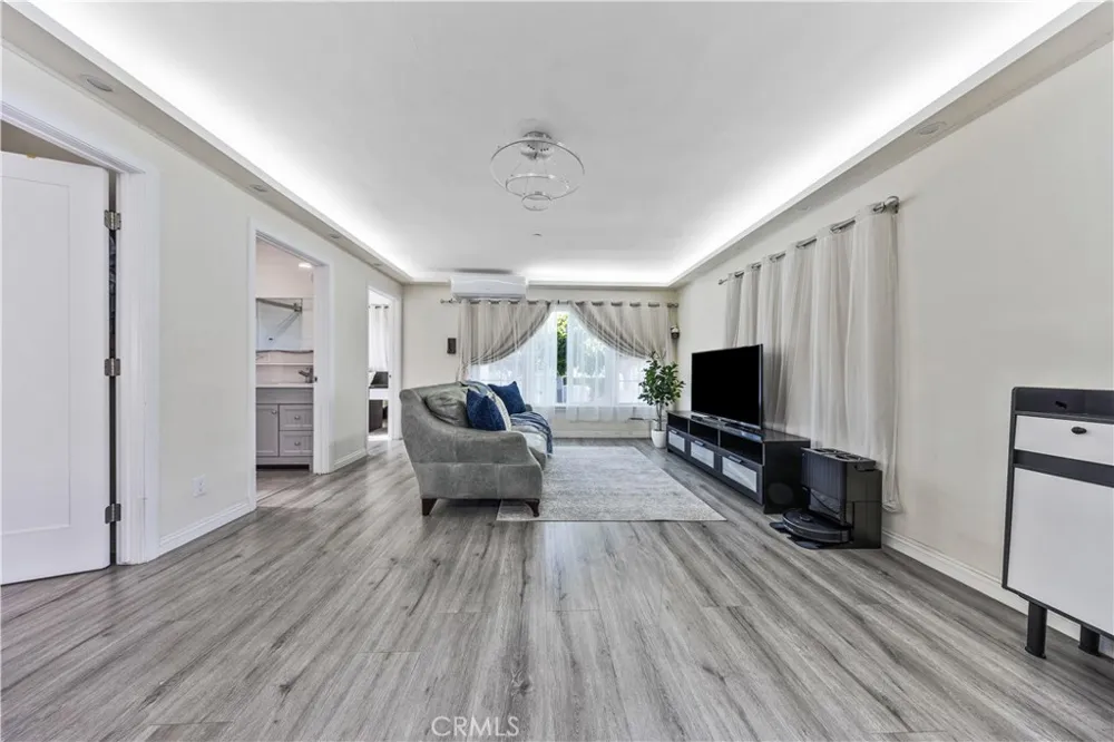 159 W Glendon Way San Gabriel, CA 91776