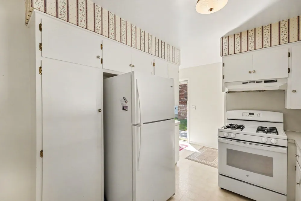 1399 Clover Crest NW Grand Rapids City, MI 49504