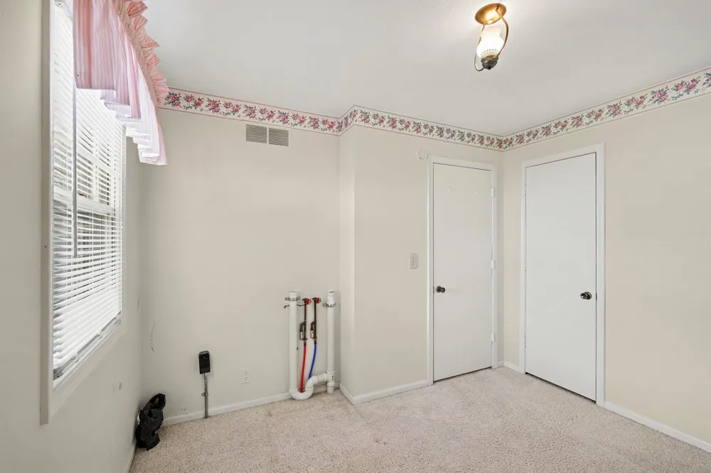 1399 Clover Crest NW Grand Rapids City, MI 49504