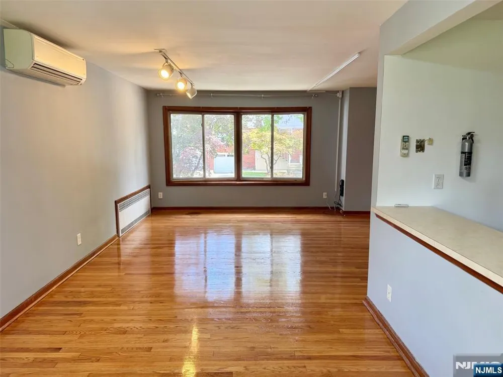 2465 Camner Street Fort Lee, NJ 07024