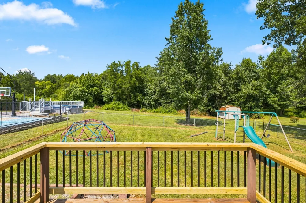 870 Newt Vanattia Rd Hillsboro, TN 37342