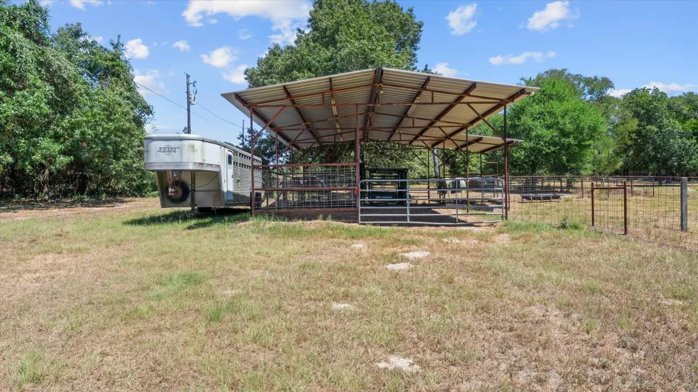 7747 Cattle Trail Road Midway, TX 75852