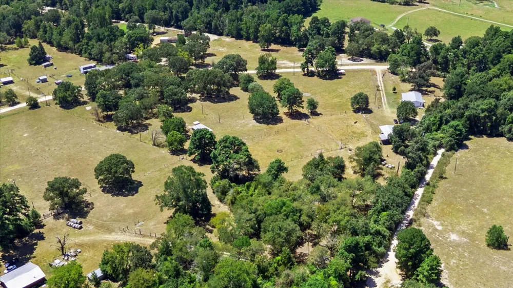 7747 Cattle Trail Road Midway, TX 75852