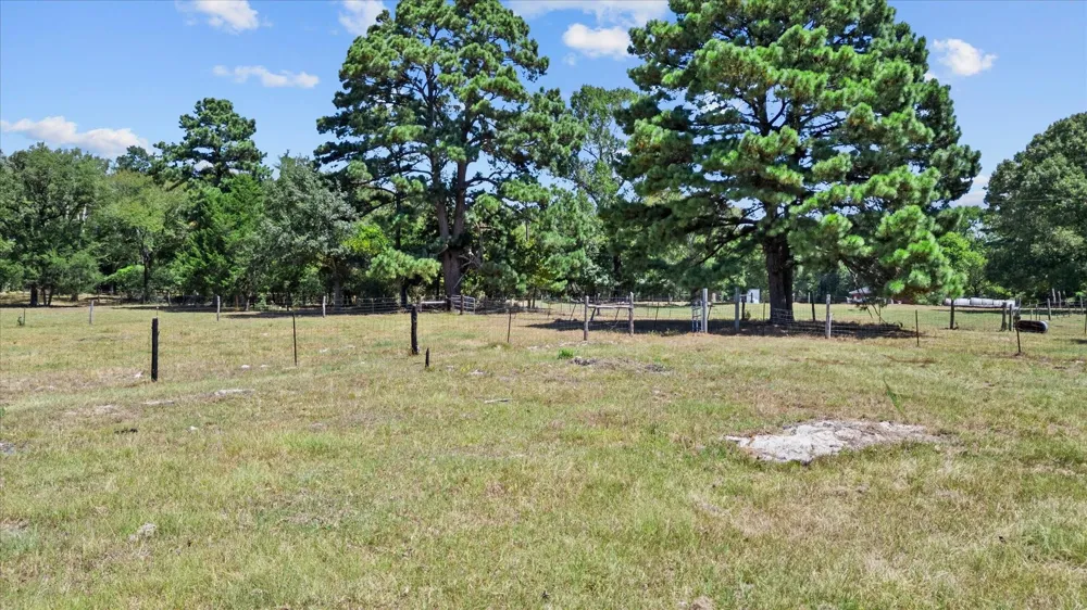 7747 Cattle Trail Road Midway, TX 75852