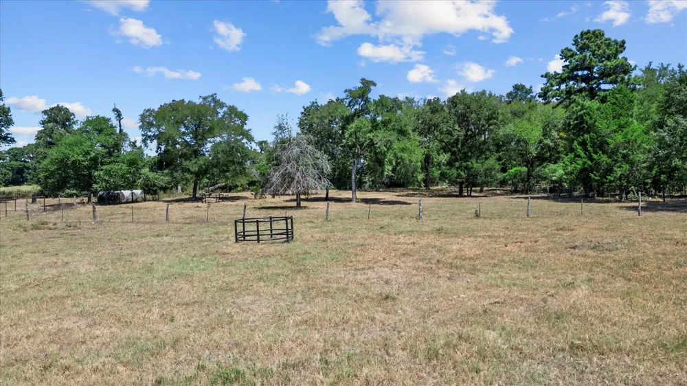 7747 Cattle Trail Road Midway, TX 75852