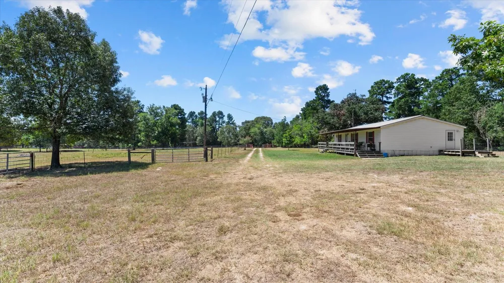 7747 Cattle Trail Road Midway, TX 75852