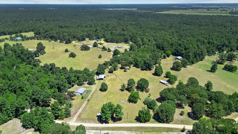 7747 Cattle Trail Road Midway, TX 75852