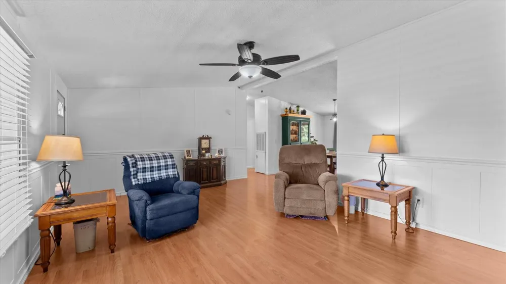 7747 Cattle Trail Road Midway, TX 75852