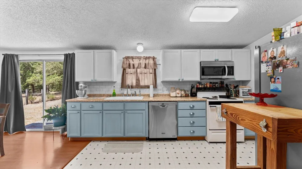 7747 Cattle Trail Road Midway, TX 75852