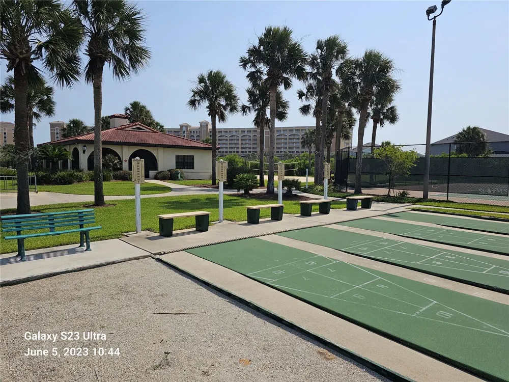 21 LOS LAGOS BOULEVARD Palm Coast, FL 32137