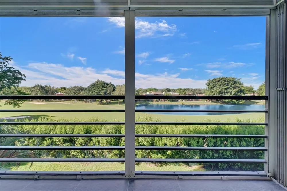 1000 St Charles Place #305 Pembroke Pines, FL 33026