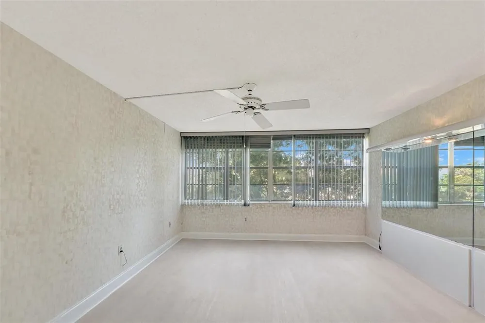 1000 St Charles Place #305 Pembroke Pines, FL 33026