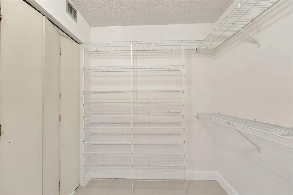 1000 St Charles Place #305 Pembroke Pines, FL 33026