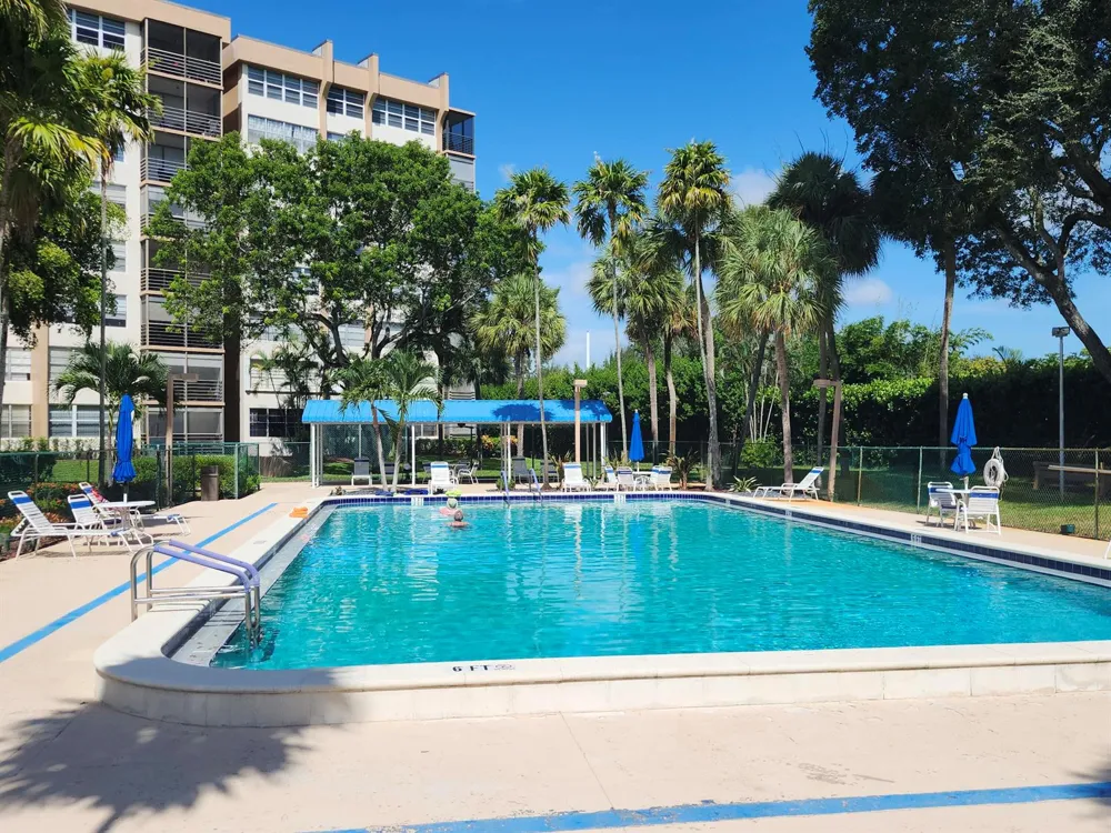 1000 St Charles Place #305 Pembroke Pines, FL 33026