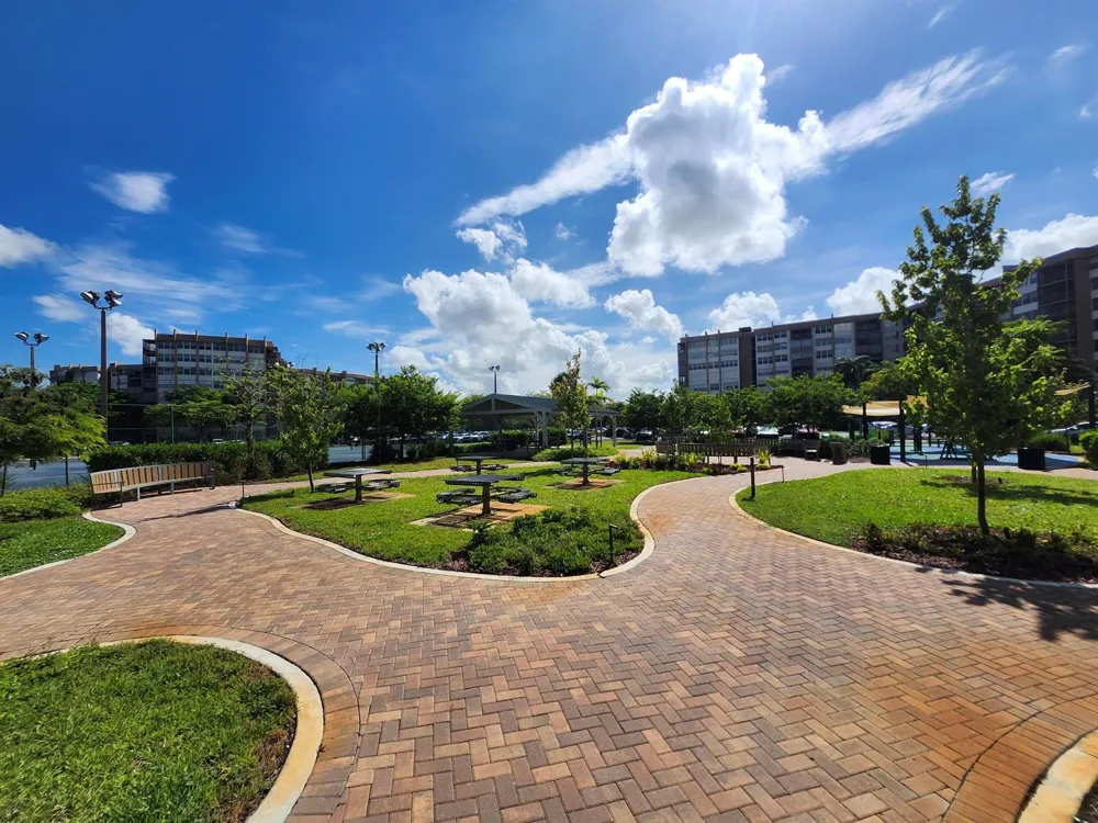 1000 St Charles Place #305 Pembroke Pines, FL 33026