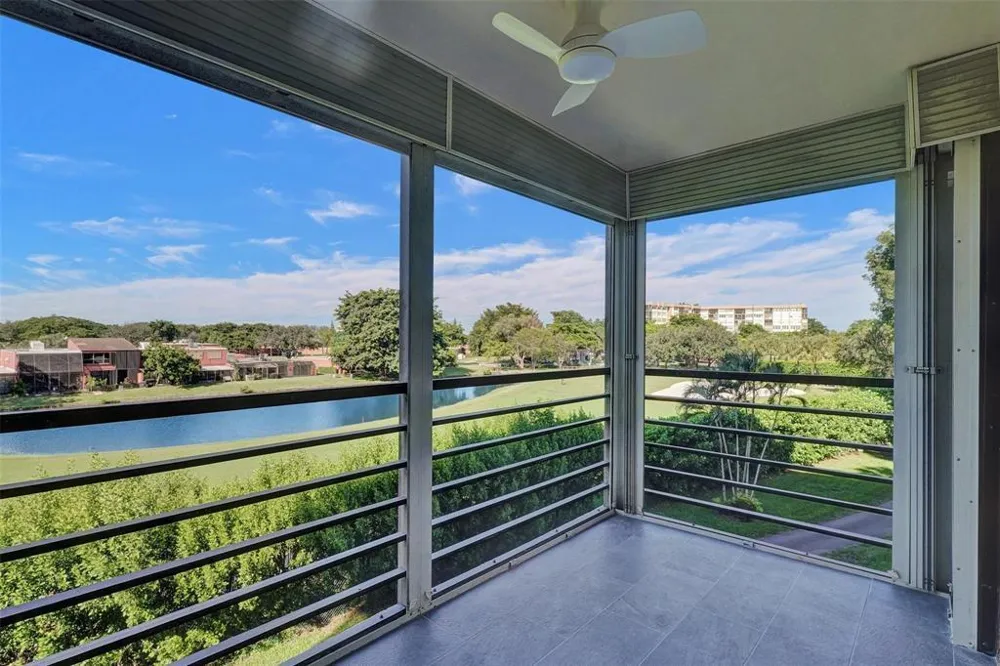 1000 St Charles Place #305 Pembroke Pines, FL 33026