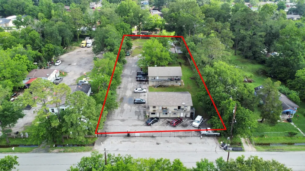 9211 Green River Drive #12 Houston, TX 77078