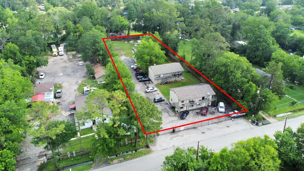 9211 Green River Drive #12 Houston, TX 77078