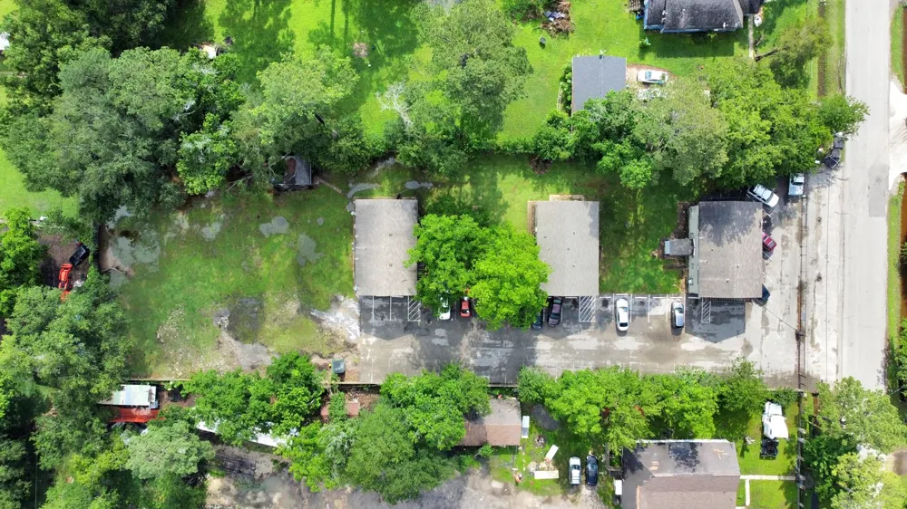 9211 Green River Drive #12 Houston, TX 77078