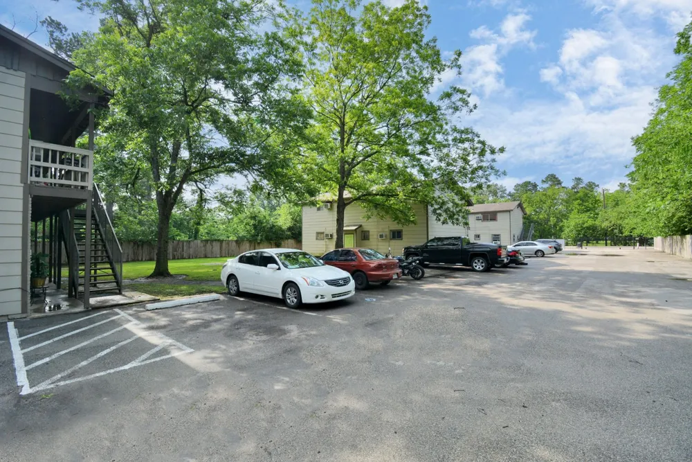 9211 Green River Drive #12 Houston, TX 77078