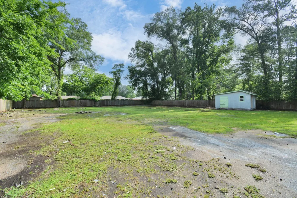 9211 Green River Drive #12 Houston, TX 77078