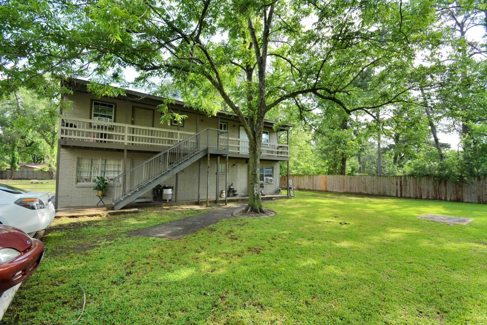 9211 Green River Drive #12 Houston, TX 77078