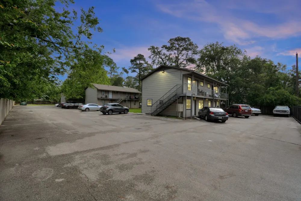 9211 Green River Drive #12 Houston, TX 77078