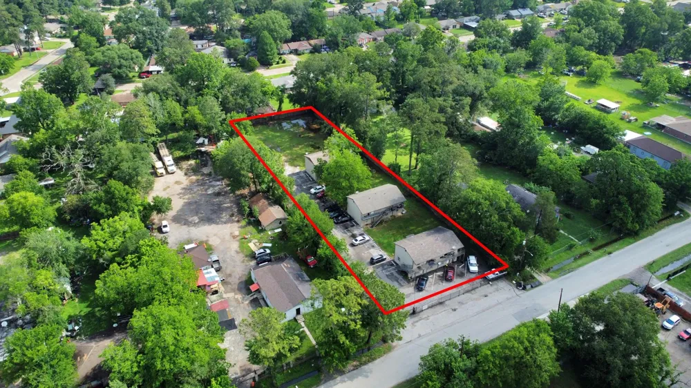 9211 Green River Drive #12 Houston, TX 77078