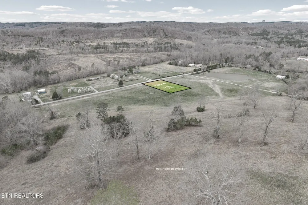 4 N Nopone Valley Rd Decatur, TN 37322