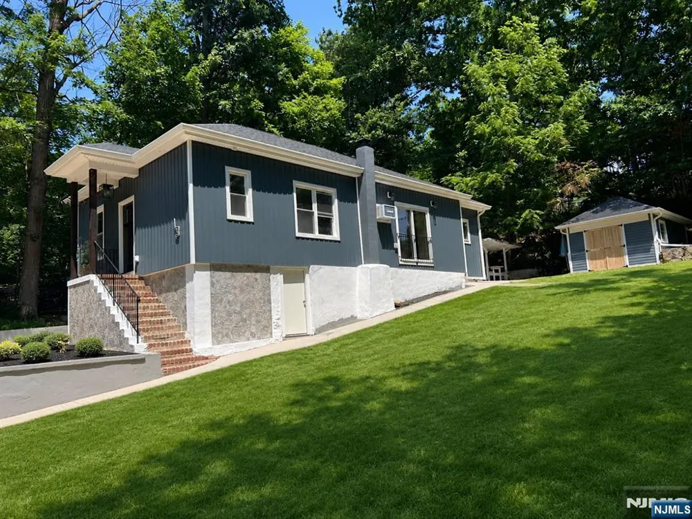 13 Maine Street Jefferson Township, NJ 07849