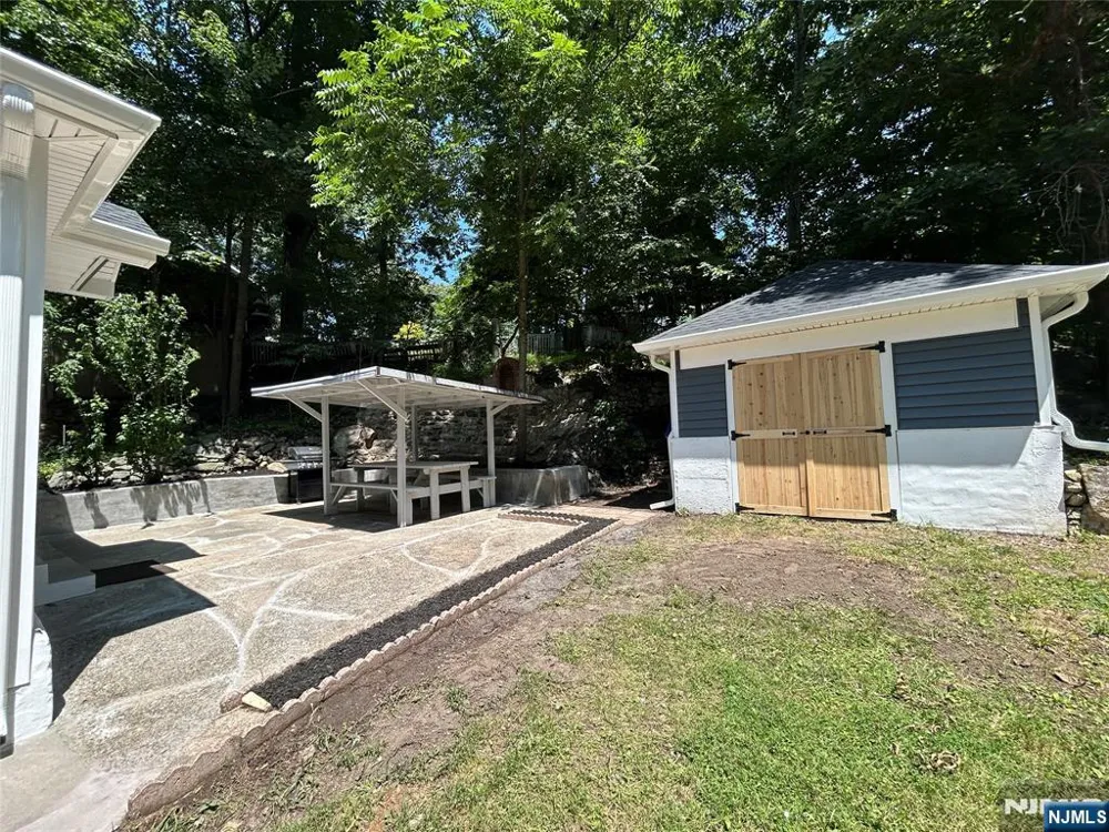13 Maine Street Jefferson Township, NJ 07849