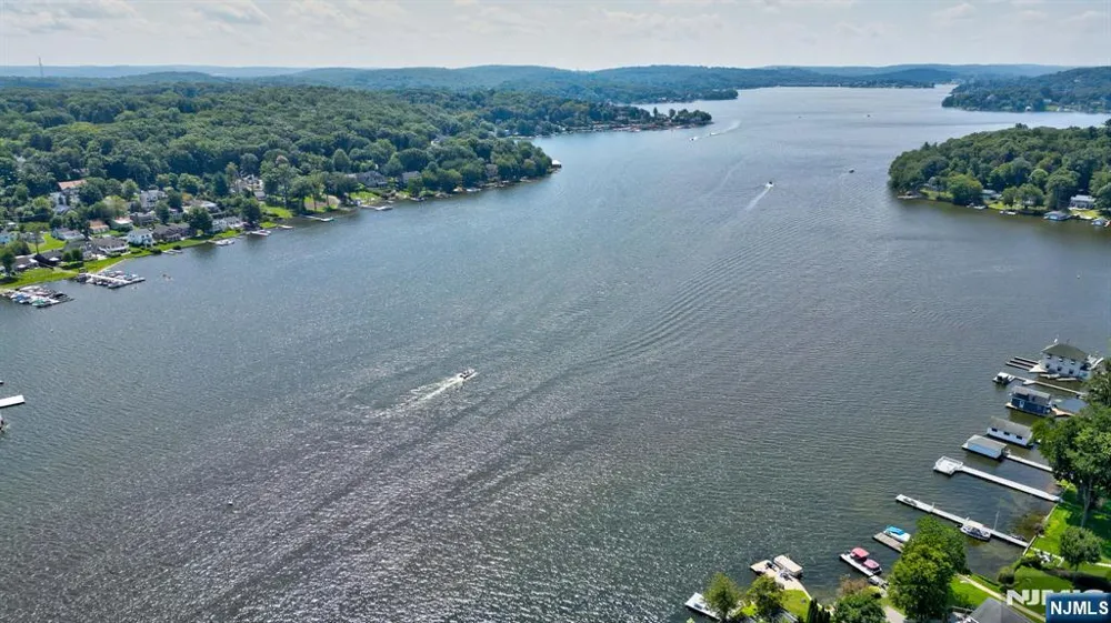13 Maine Street Jefferson Township, NJ 07849