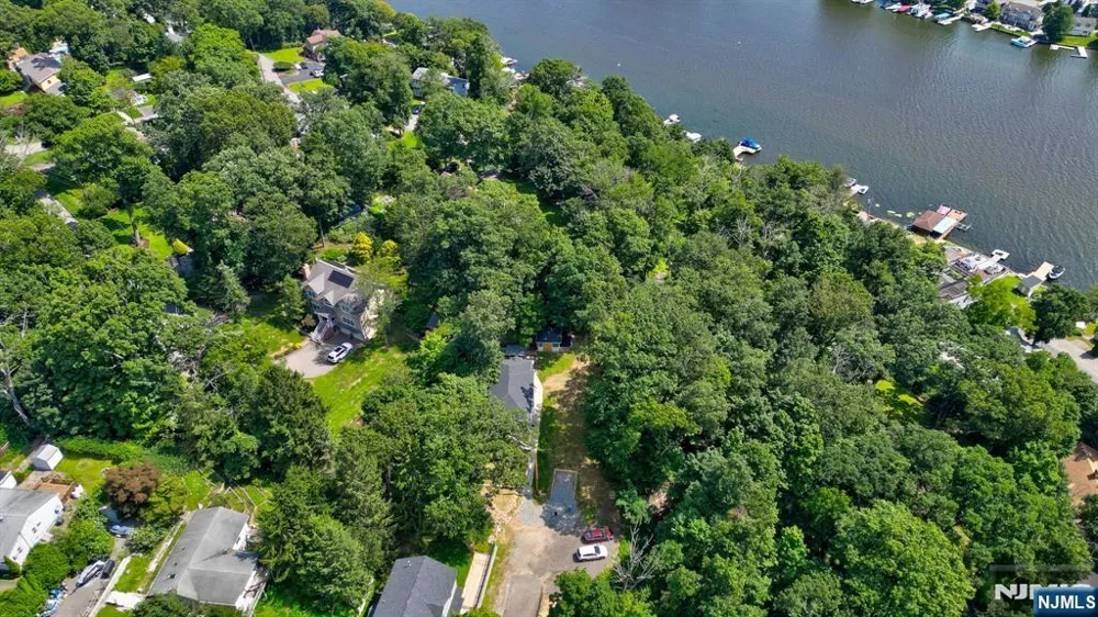 13 Maine Street Jefferson Township, NJ 07849