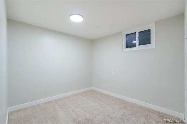 562 Lima Street Aurora, CO 80010