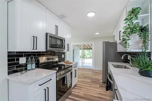 562 Lima Street Aurora, CO 80010