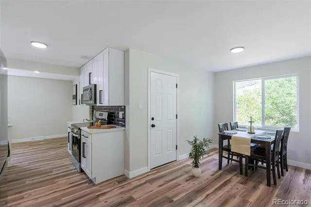 562 Lima Street Aurora, CO 80010
