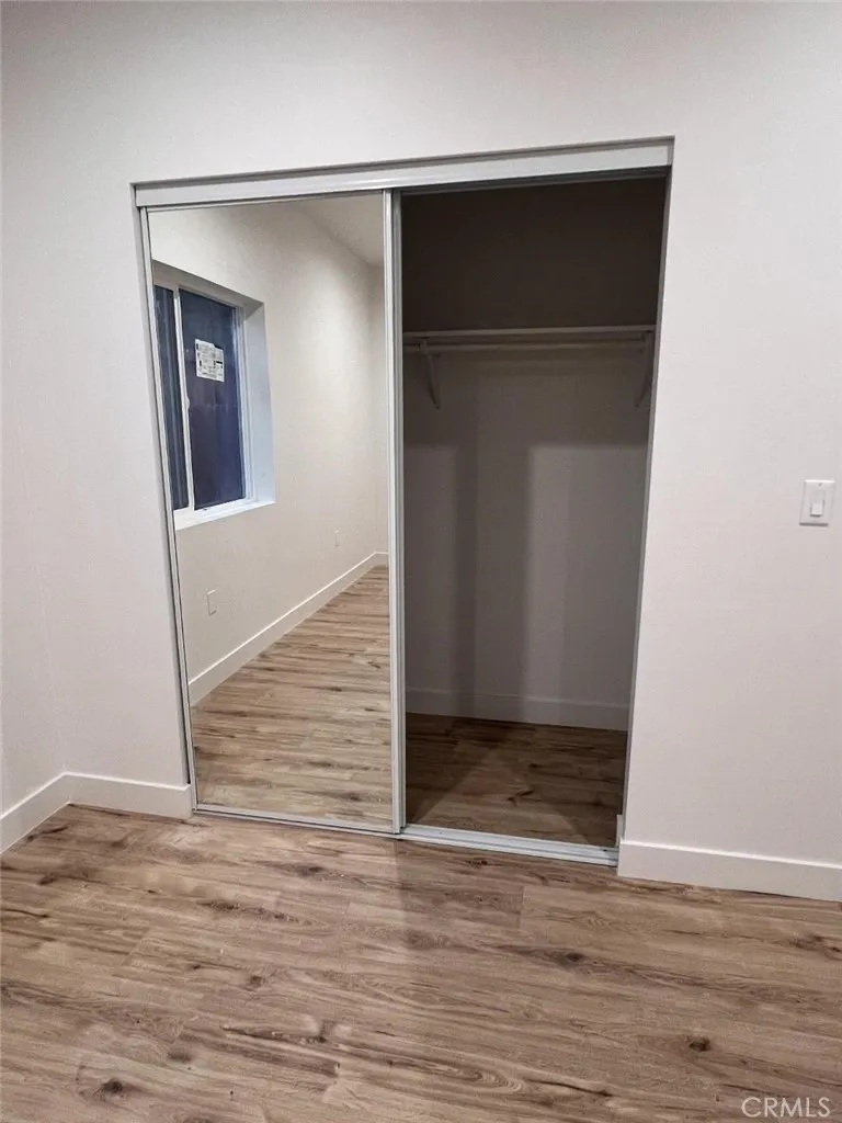 20517 Gault Street Los Angeles, CA 91306