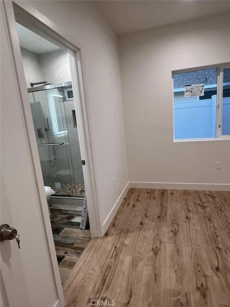 20517 Gault Street Los Angeles, CA 91306