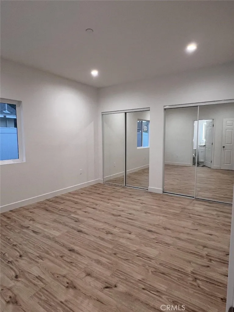 20517 Gault Street Los Angeles, CA 91306