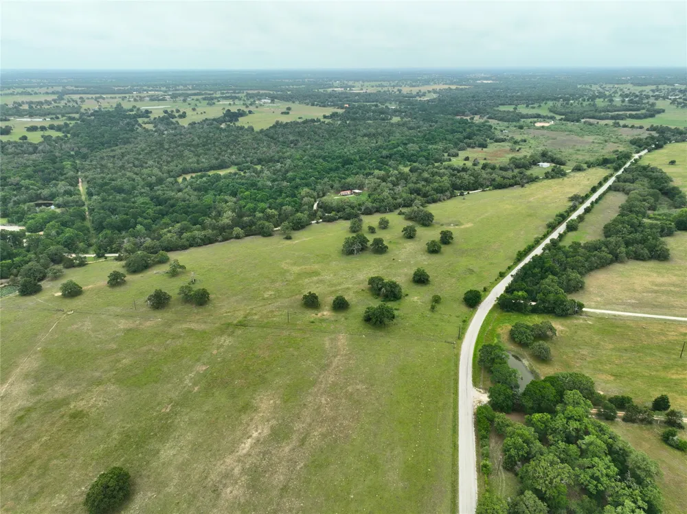 1 County Road 127 Road Ledbetter, TX 78946