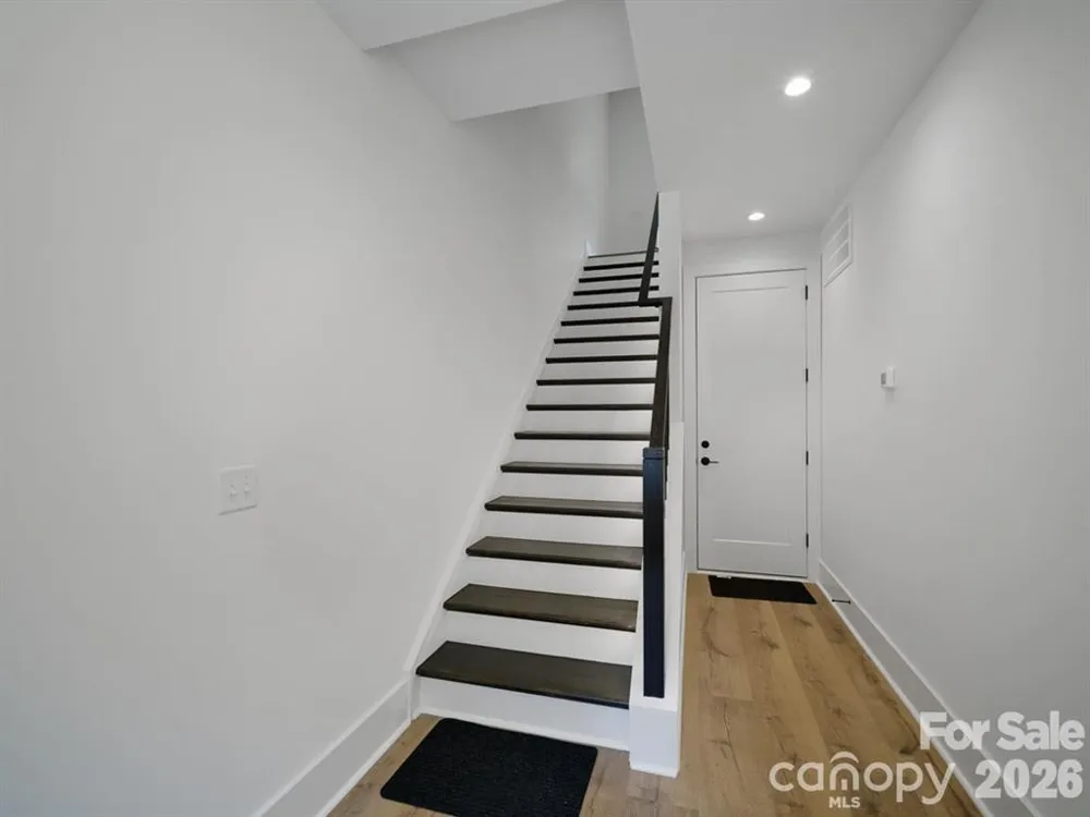 2516 Park Rose Lane #15 Charlotte, NC 28204